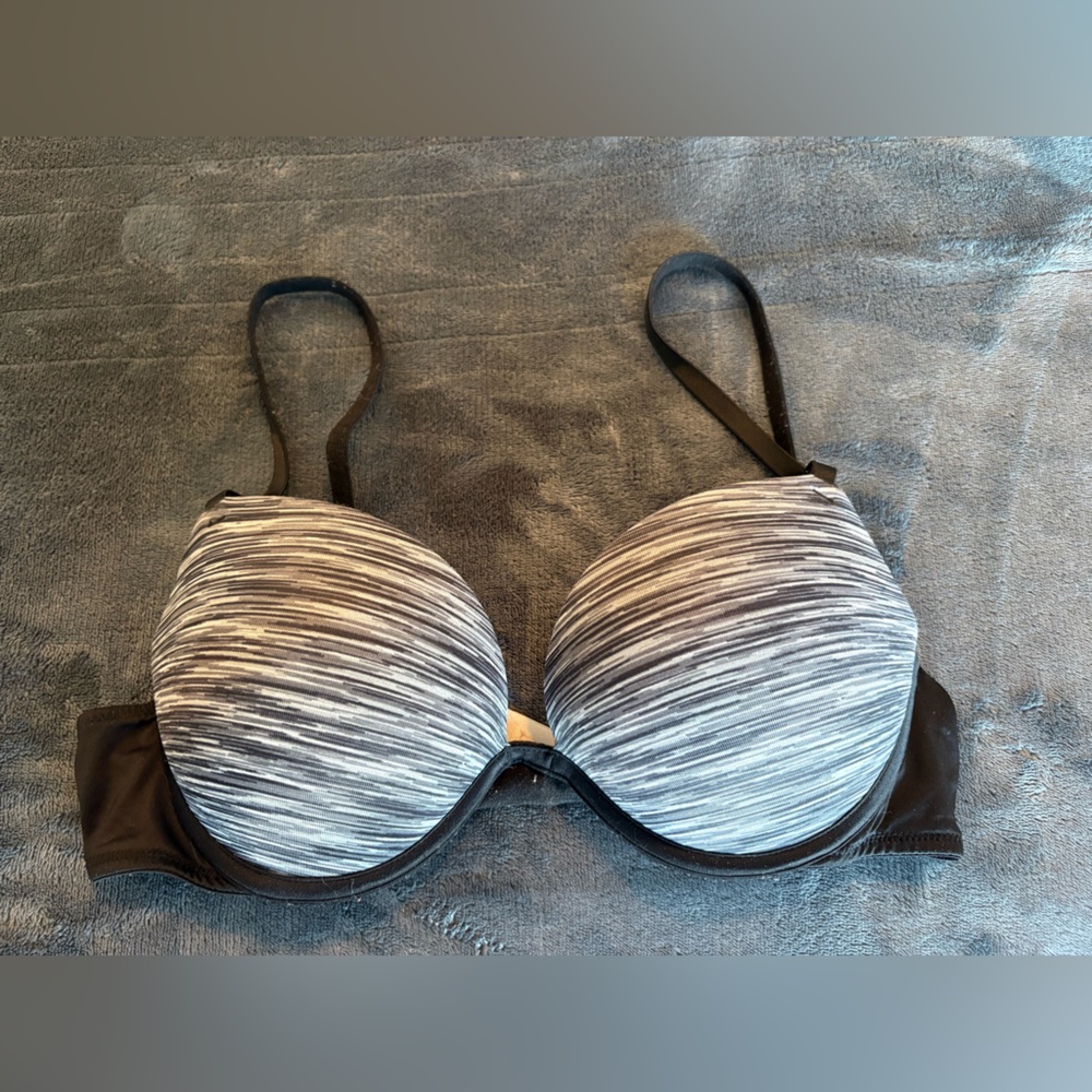 PINK Victoria's Secret Black and White Striped Bra